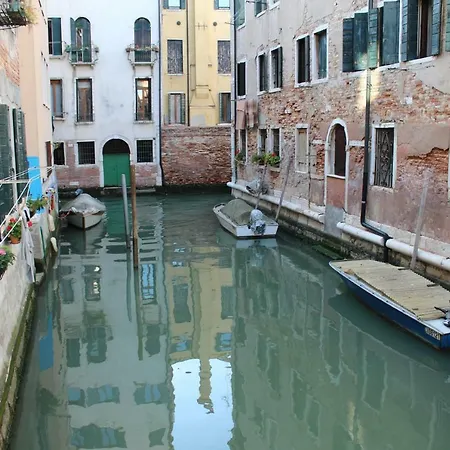 Ca' Dei Tetti, A Cannaregio Lejlighed *